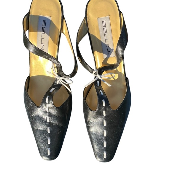 Women’s black square toe, white frontal bowtie heels by Bellini size 10 - Picture 4 of 5